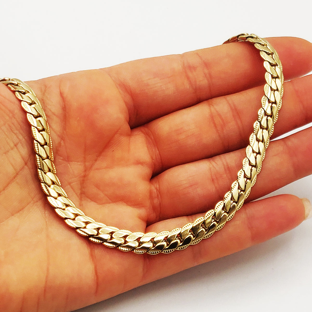 Collier Tresse Resserrée Simple