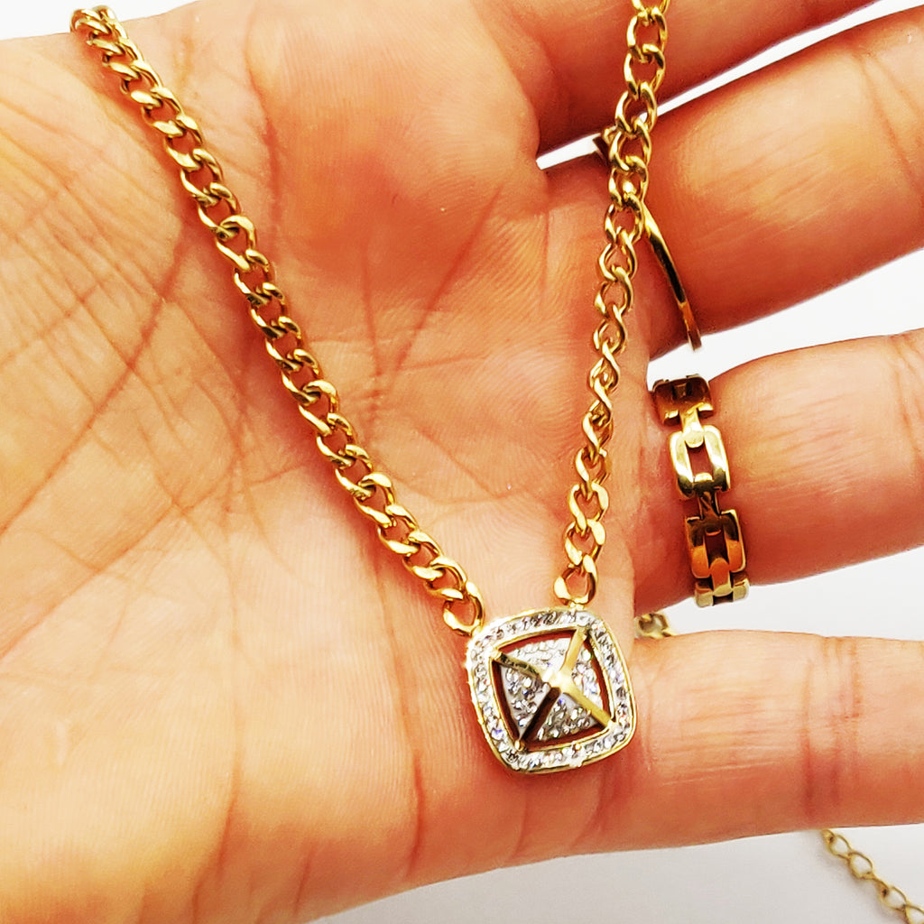 Collier Tresse Carré Bombé Cristaux X Petit