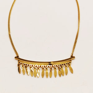 Collier Barre Pendentifs Feuilles Luxe