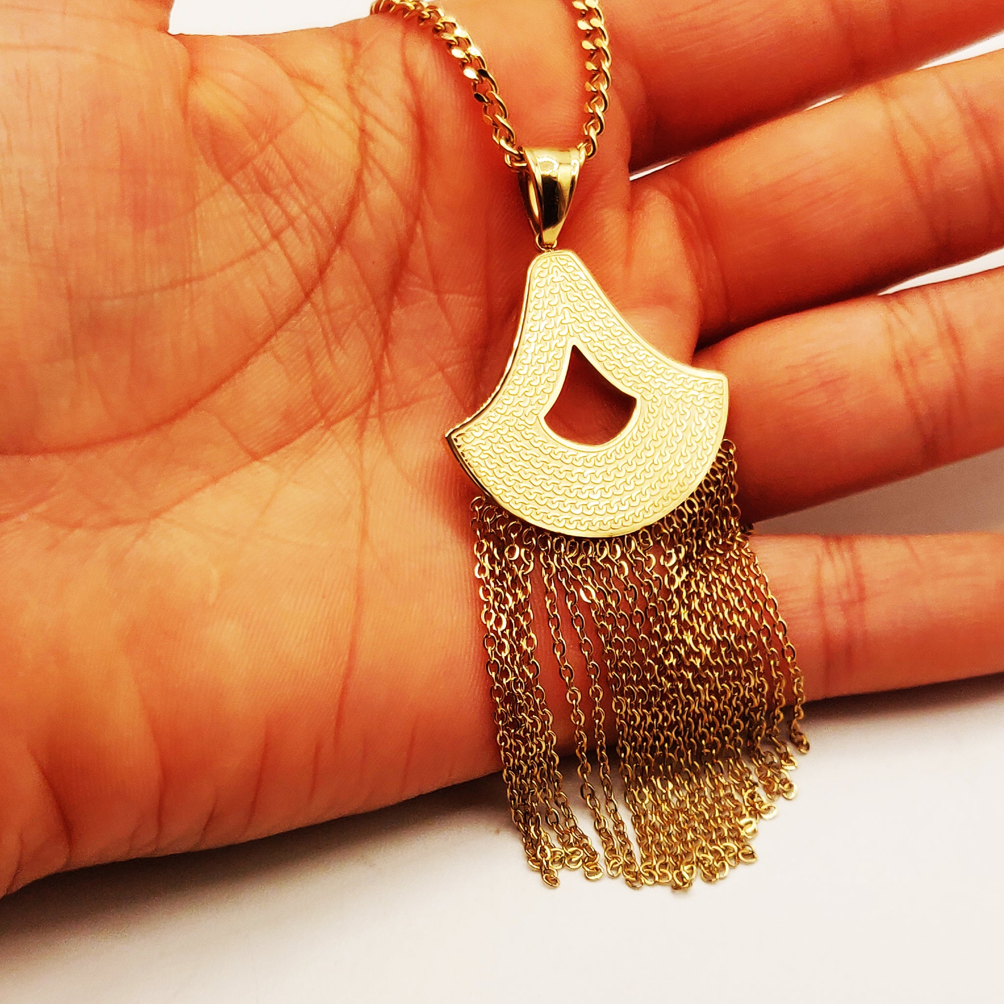 Collier Tresse Triangle Multi Pendentifs Descendant Luxe