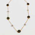 Collier Multi Fleurs Noires et Perles d'imitation