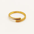 Bague Barre Blanche Nacrée et Cristaux