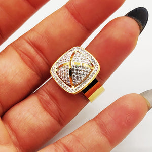 Bague Carré Bombé Cristaux X