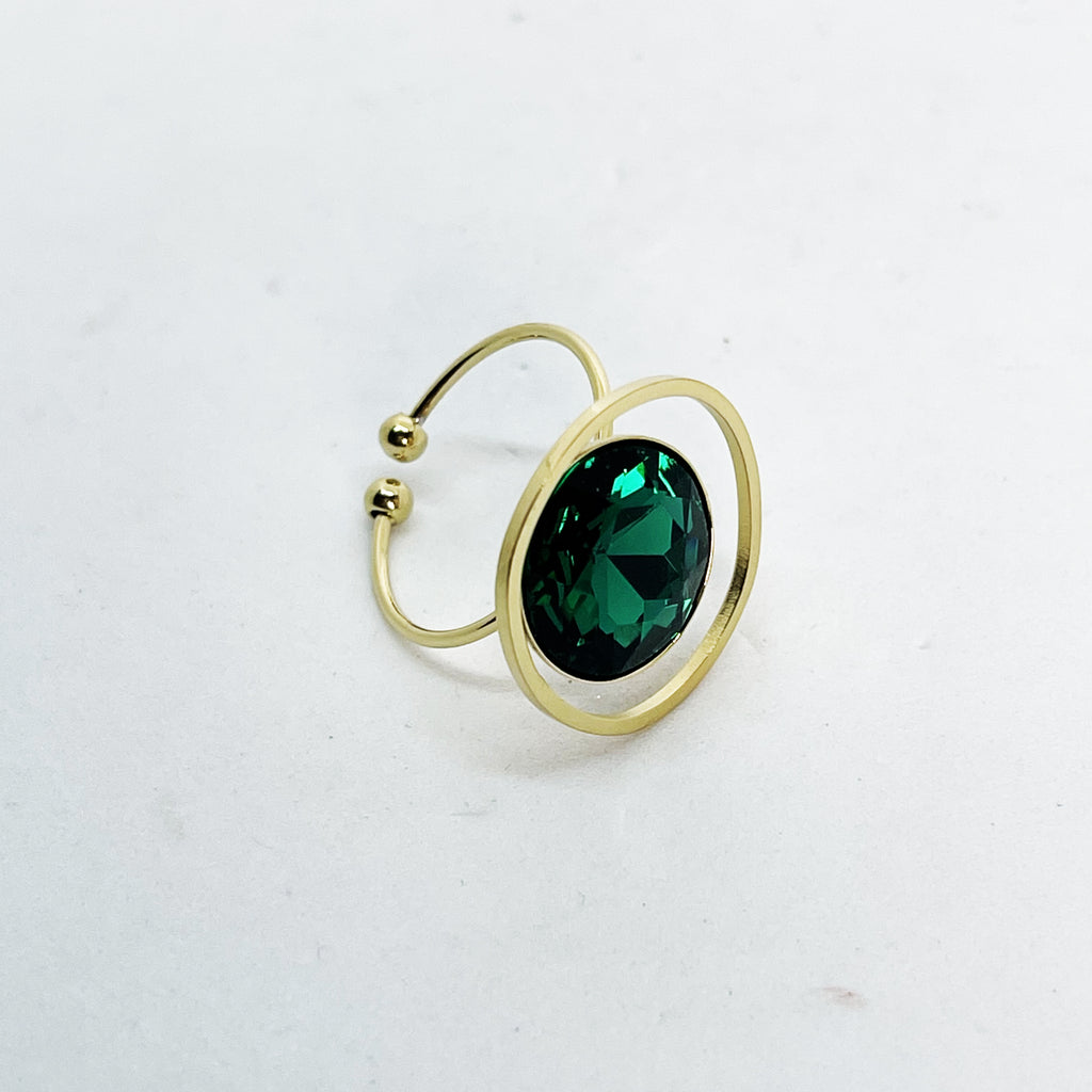 Bague Cercle et Cristal Vert Émeraude