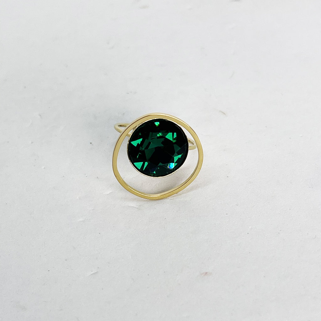 Bague Cercle et Cristal Vert Émeraude