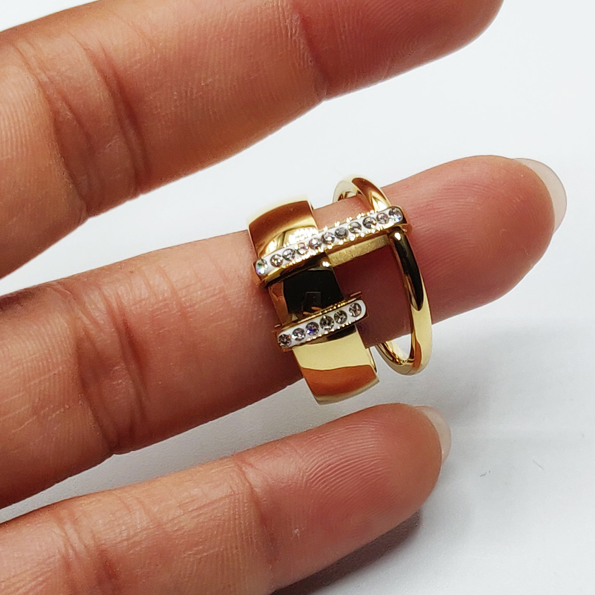 Bague Double Anneaux Reliés Cristaux
