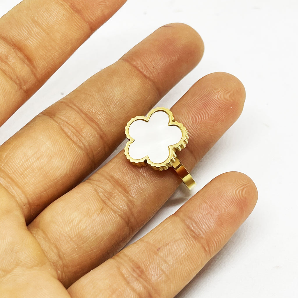 Bague Marguerite Blanc Nacré