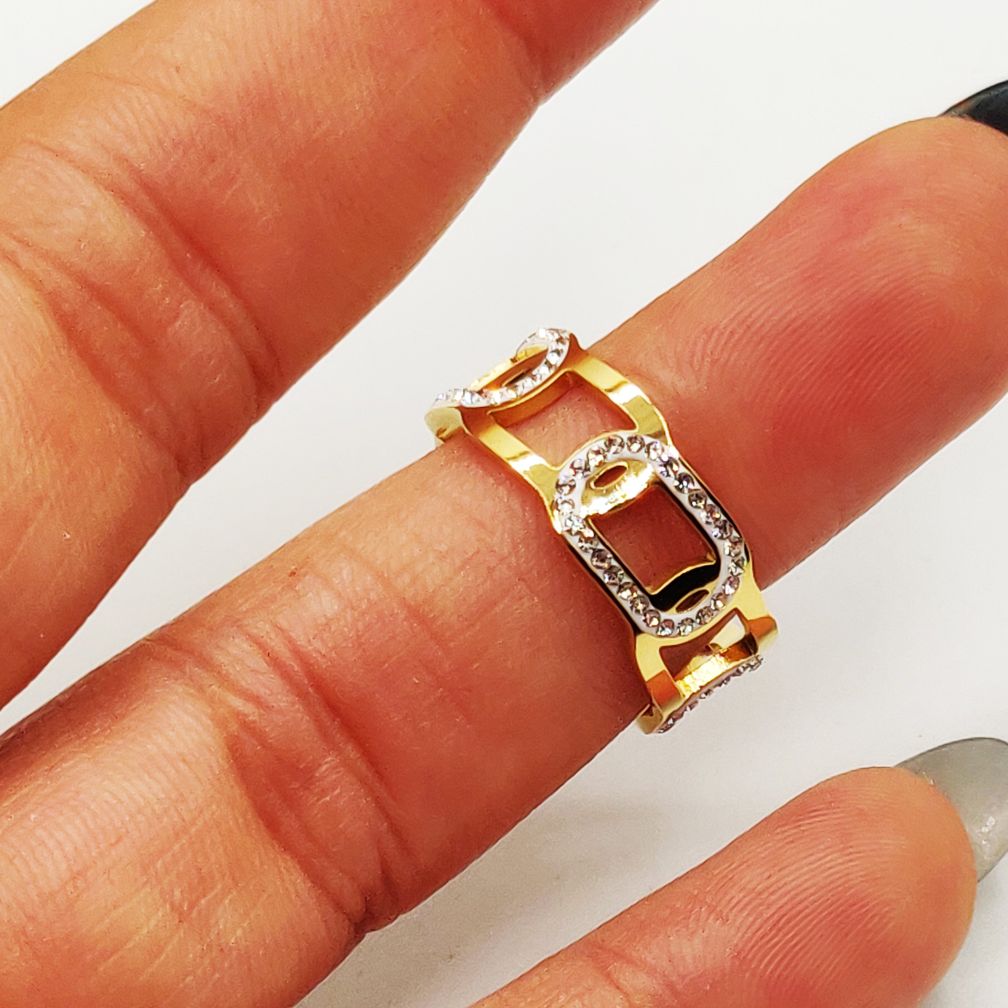 Bague Rigide Chaîne Ovale Cristaux Luxe