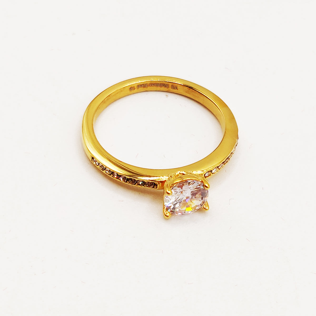 Bague Simple Cristaux et Gros Cristal