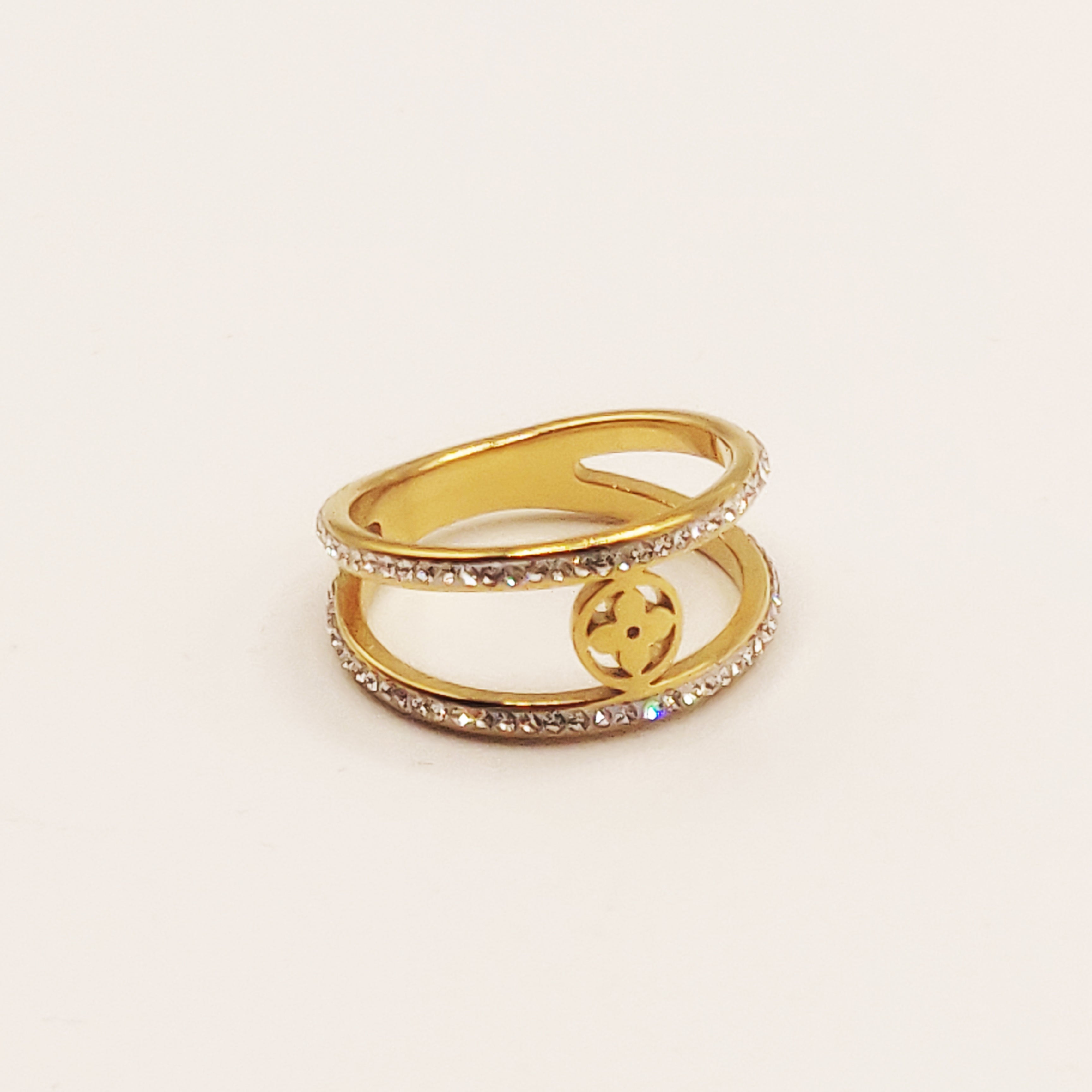 Bague Trèfle Étoile Luxe Tour Cristaux