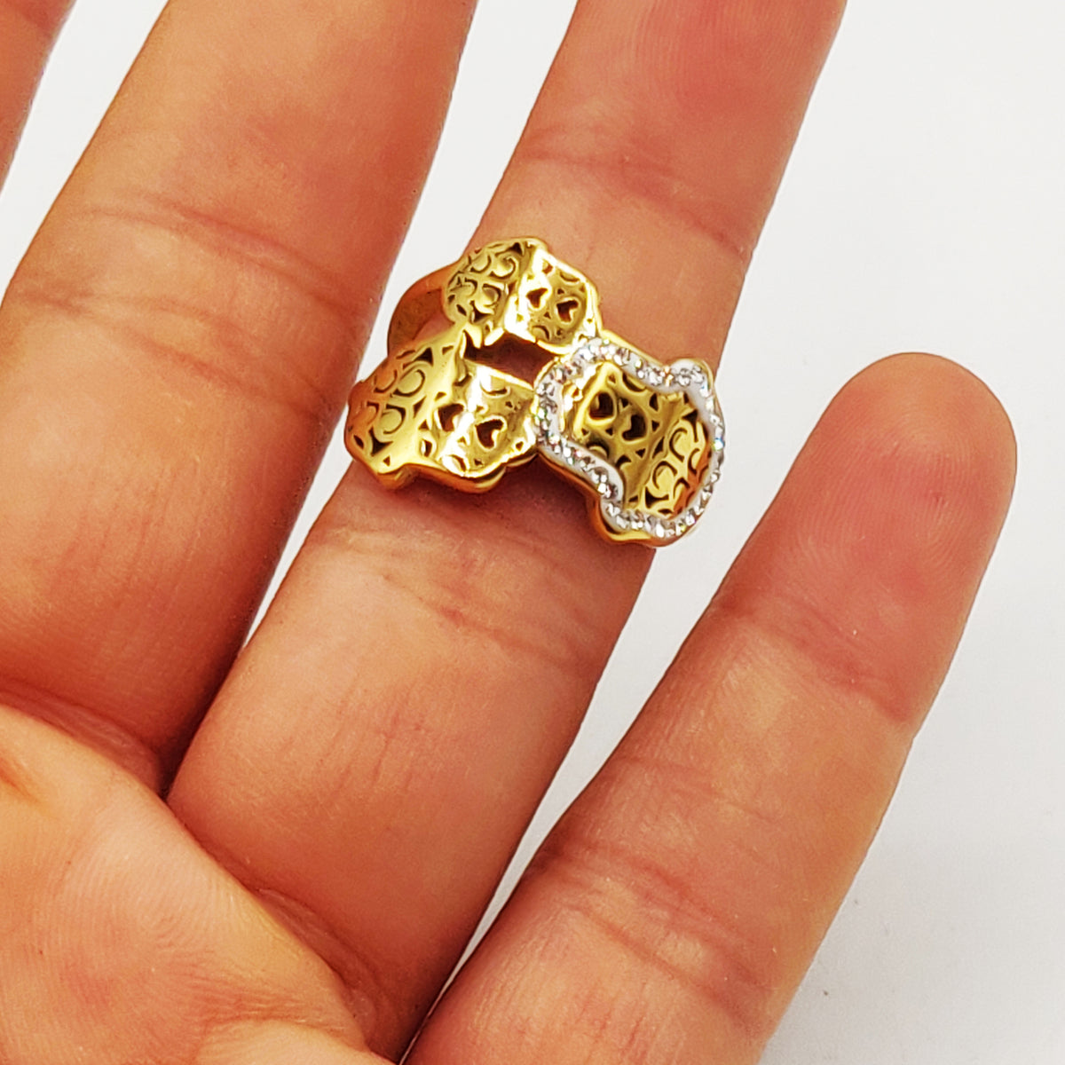 Bague Triple Mains de Fatma Luxe