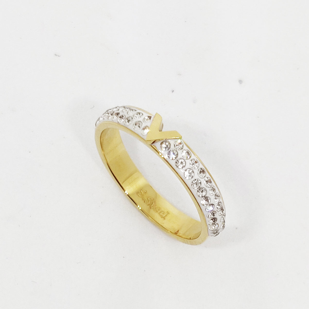 Bague V Luxe