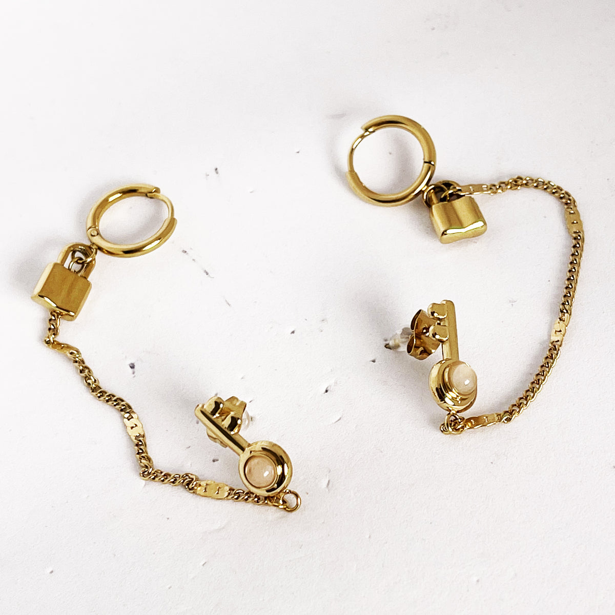 Boucles d'oreilles Cadenas Clé et Perle