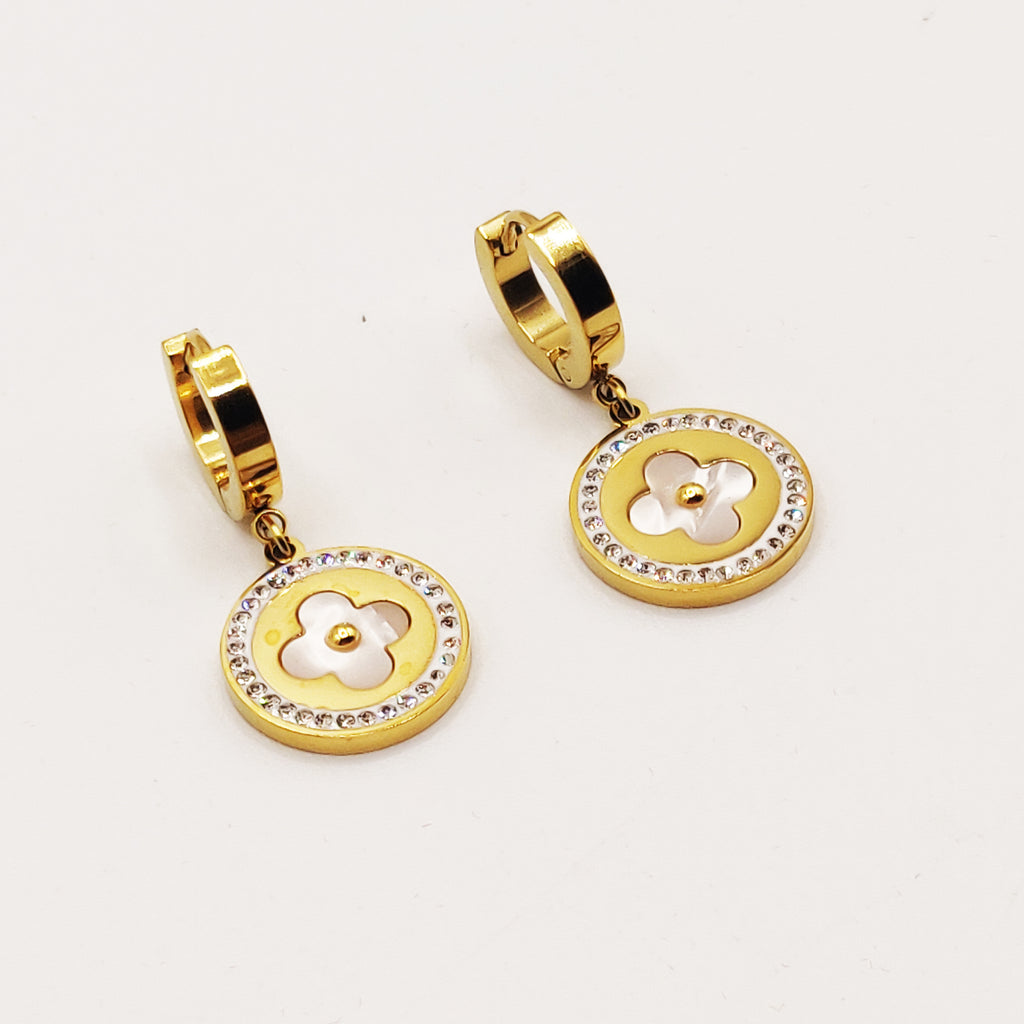 Boucles d'oreilles Cercles Trèfles Blancs Nacrés