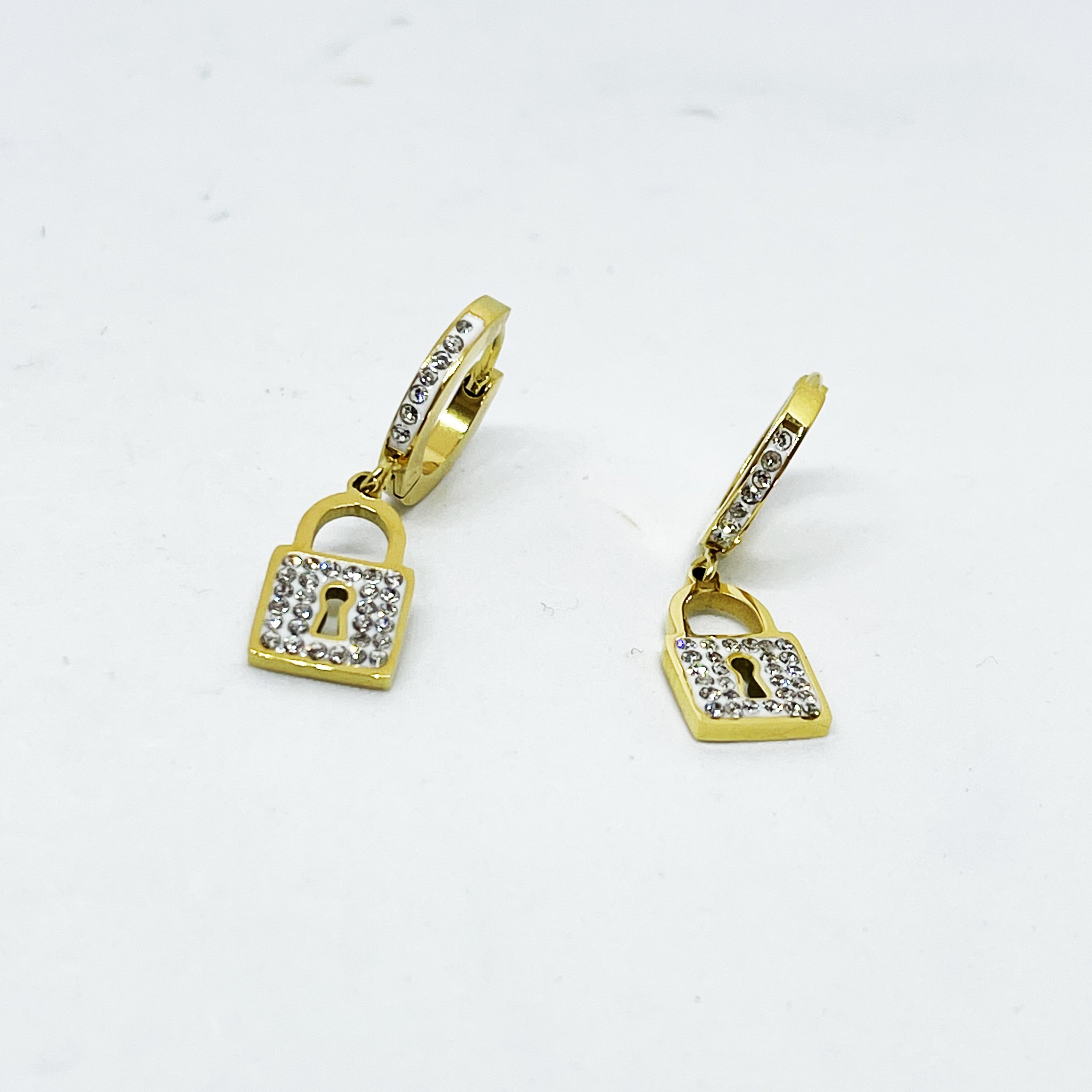 Boucles d'oreilles Cercles et Cadenas Cristaux