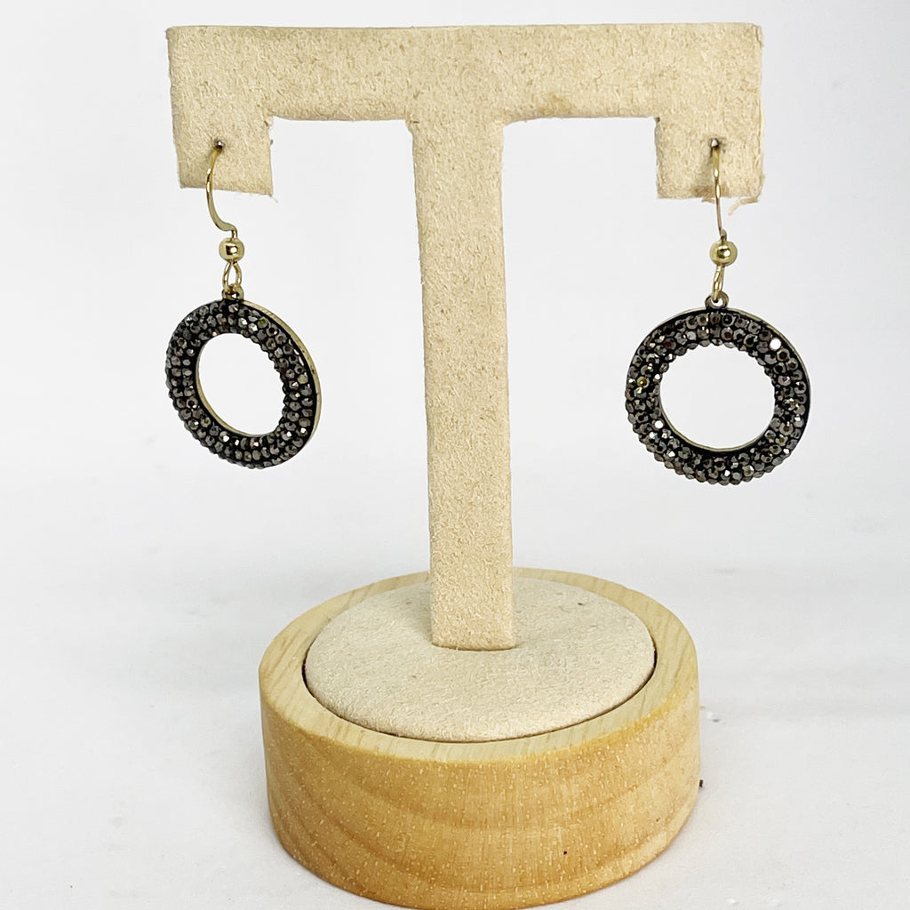Boucles d'oreilles Cercle Cristaux Noir et Barre