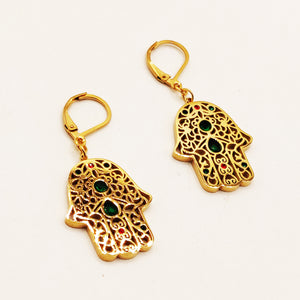 Boucles d'oreilles Chaîne Main de Fatma Cristaux Verts et Rouges