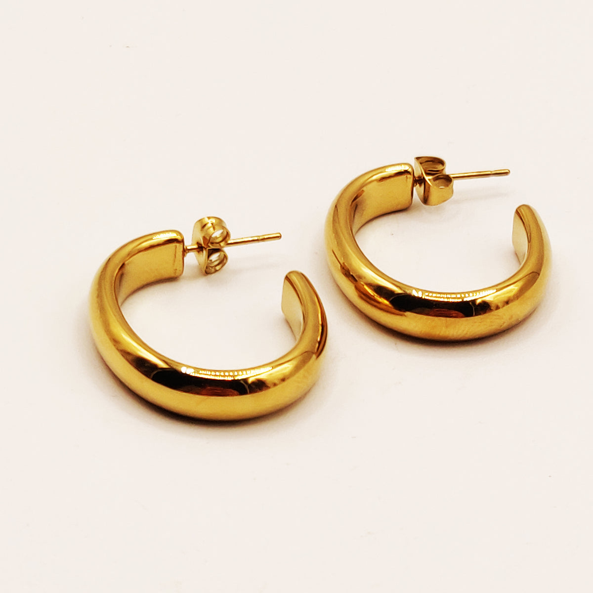 Boucles d'oreilles Créoles Ovales Simples