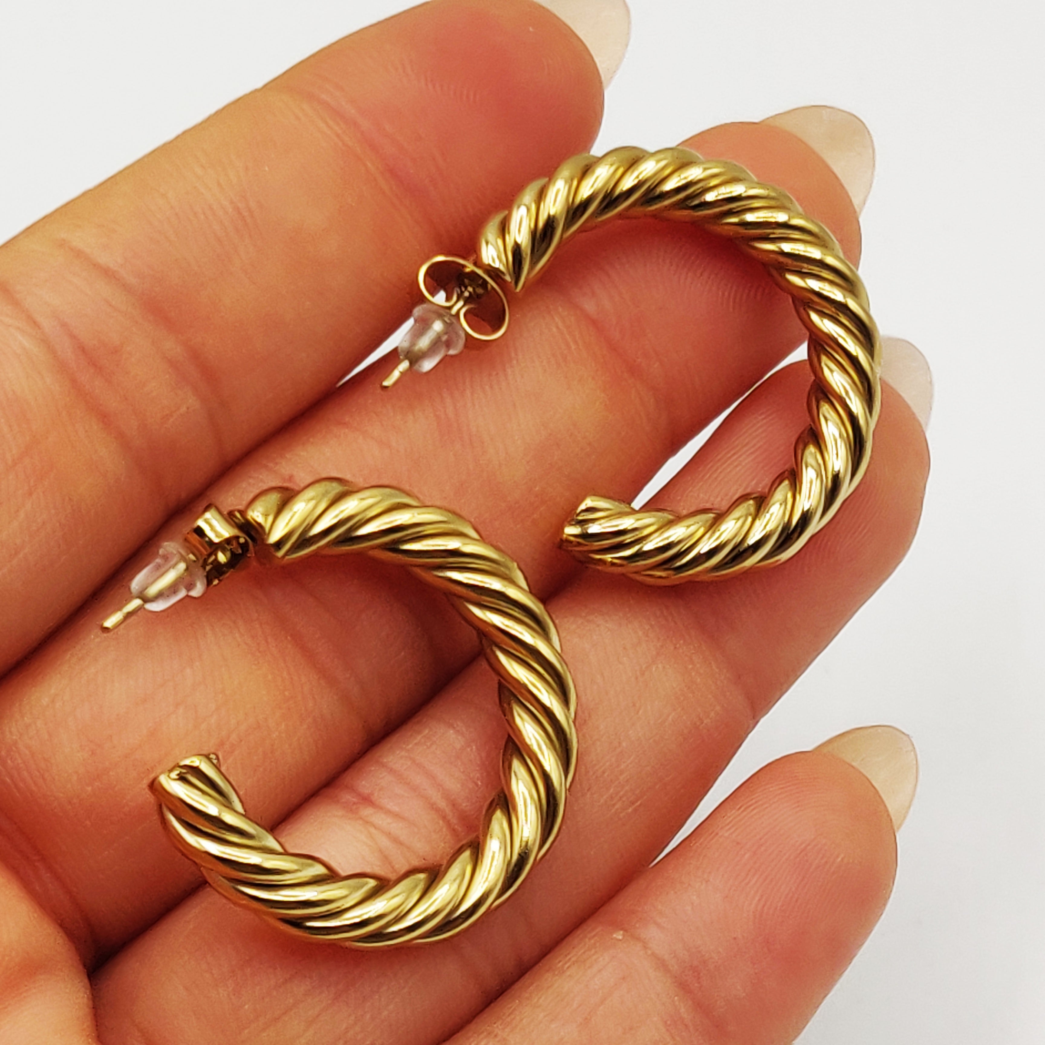 Boucles d'oreilles Créoles Torsadées