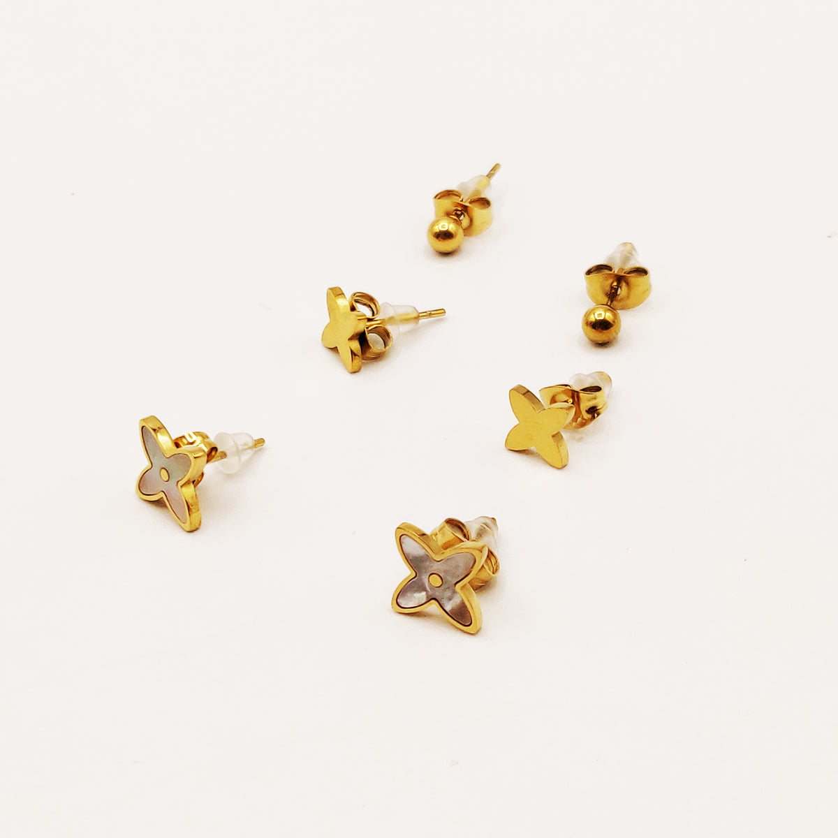 Boucles d'oreilles Étoiles Trèfles Blancs Nacrés Luxe 3 Trous