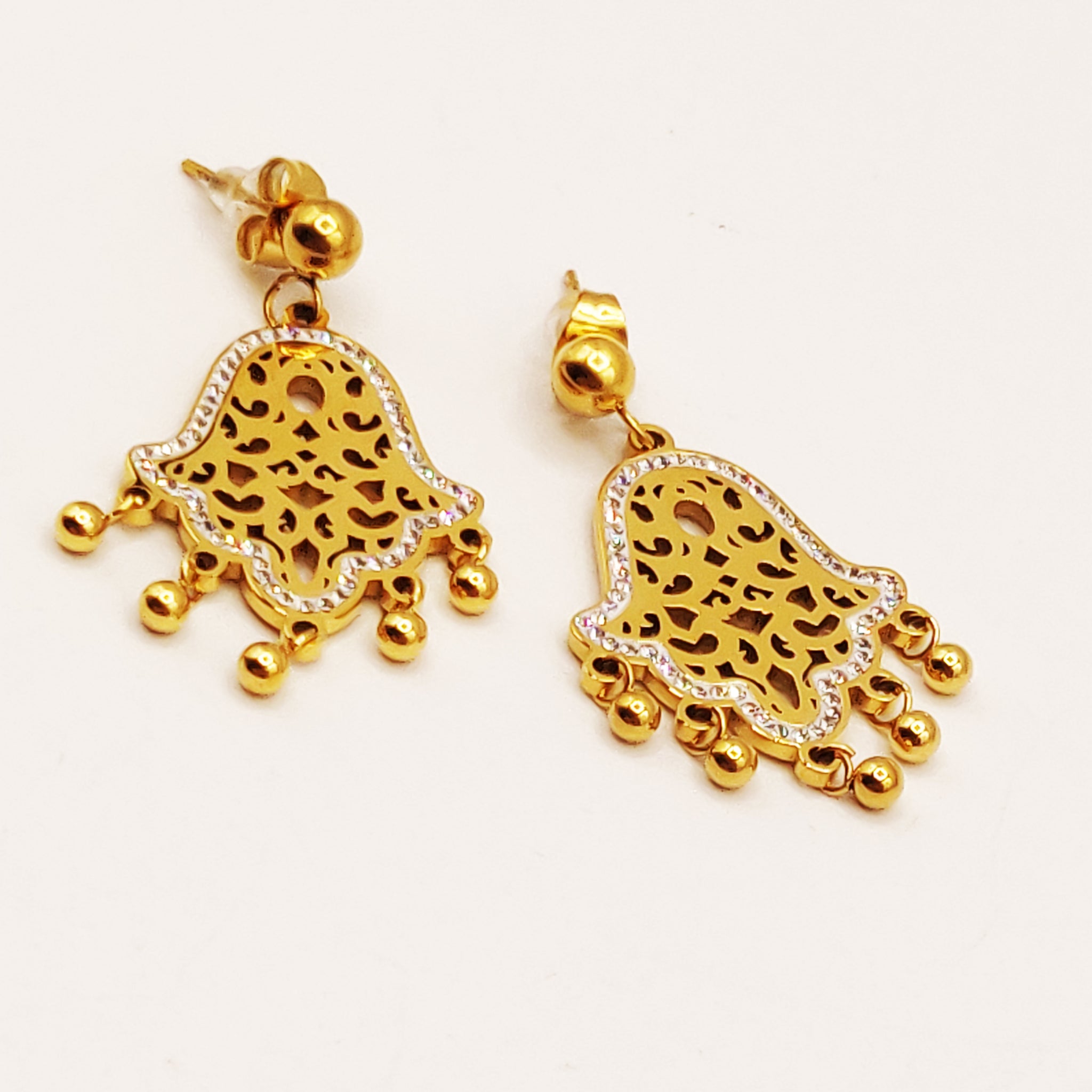Boucles d'oreilles Grande Main de Fatma Design et Multi Pendentifs Perles d'imitation Luxe