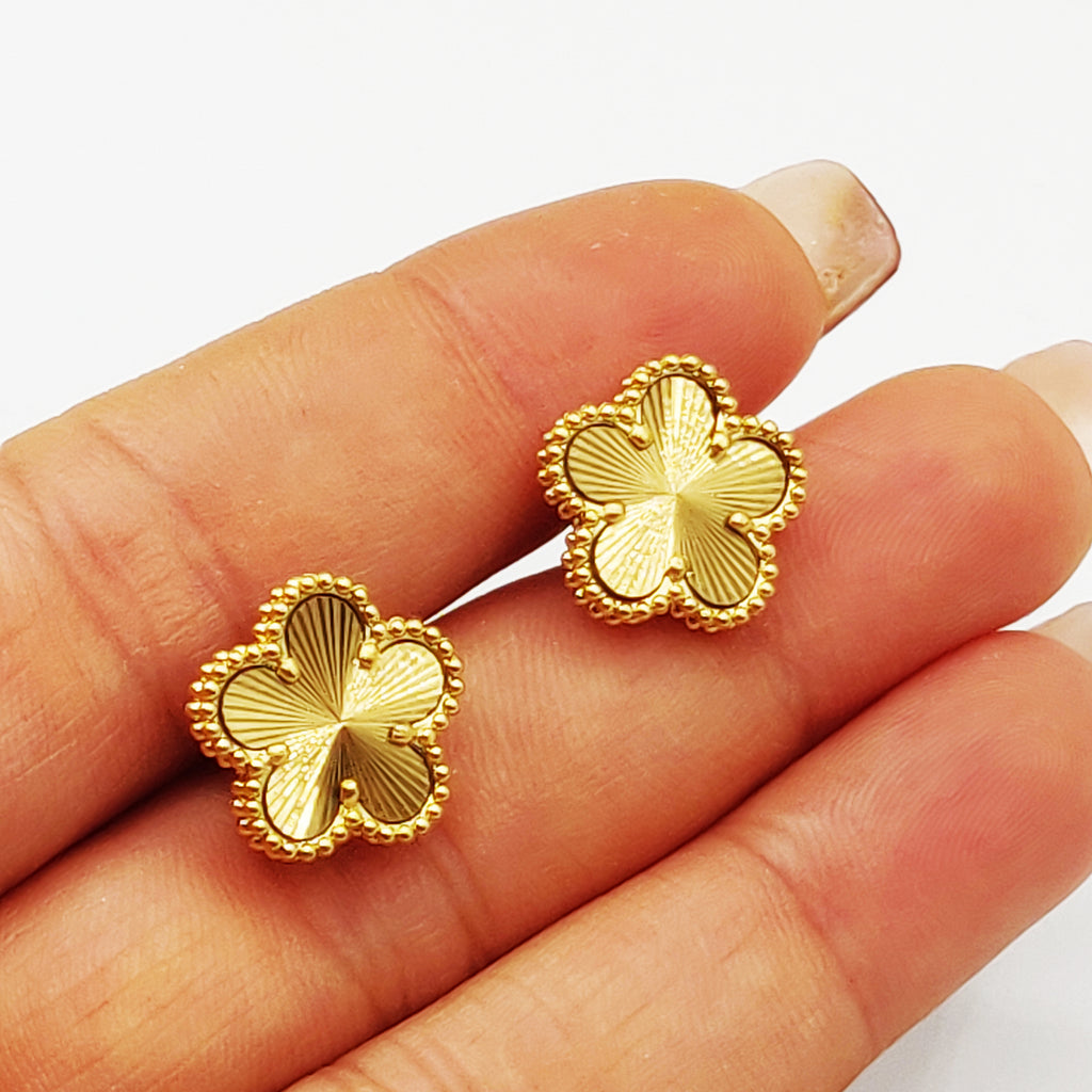 Boucles d'oreilles Marguerites Dorées Tour Perles d'imitation Luxe