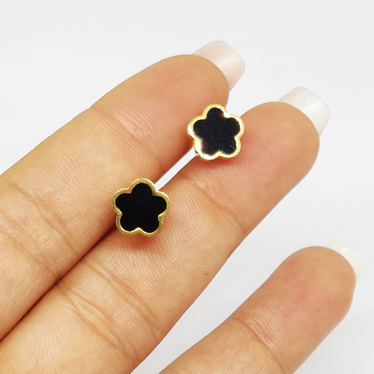 Boucles d'oreilles Marguerite Noires