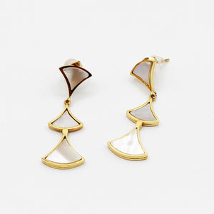 Boucles d'oreilles Motifs Blancs Nacrés