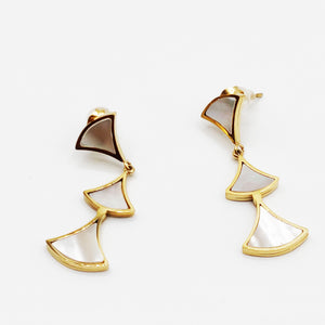 Boucles d'oreilles Motifs Blancs Nacrés