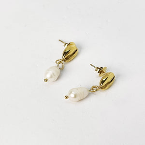 Boucles d'oreilles Perles Blanches et Coquillages