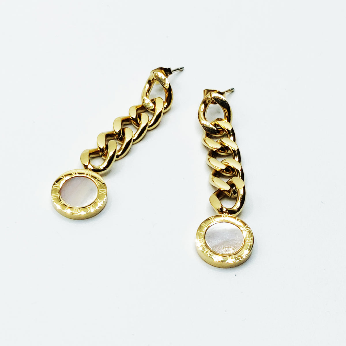 Boucles d'oreilles Romaines Tresse Blanc Nacré