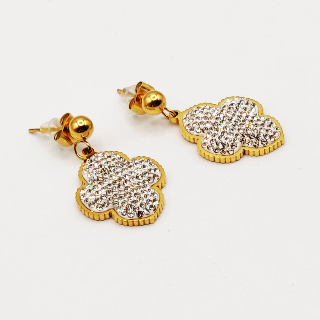 Boucles d'oreilles Torsade Multi Lignes Trèfle Cristaux Luxe
