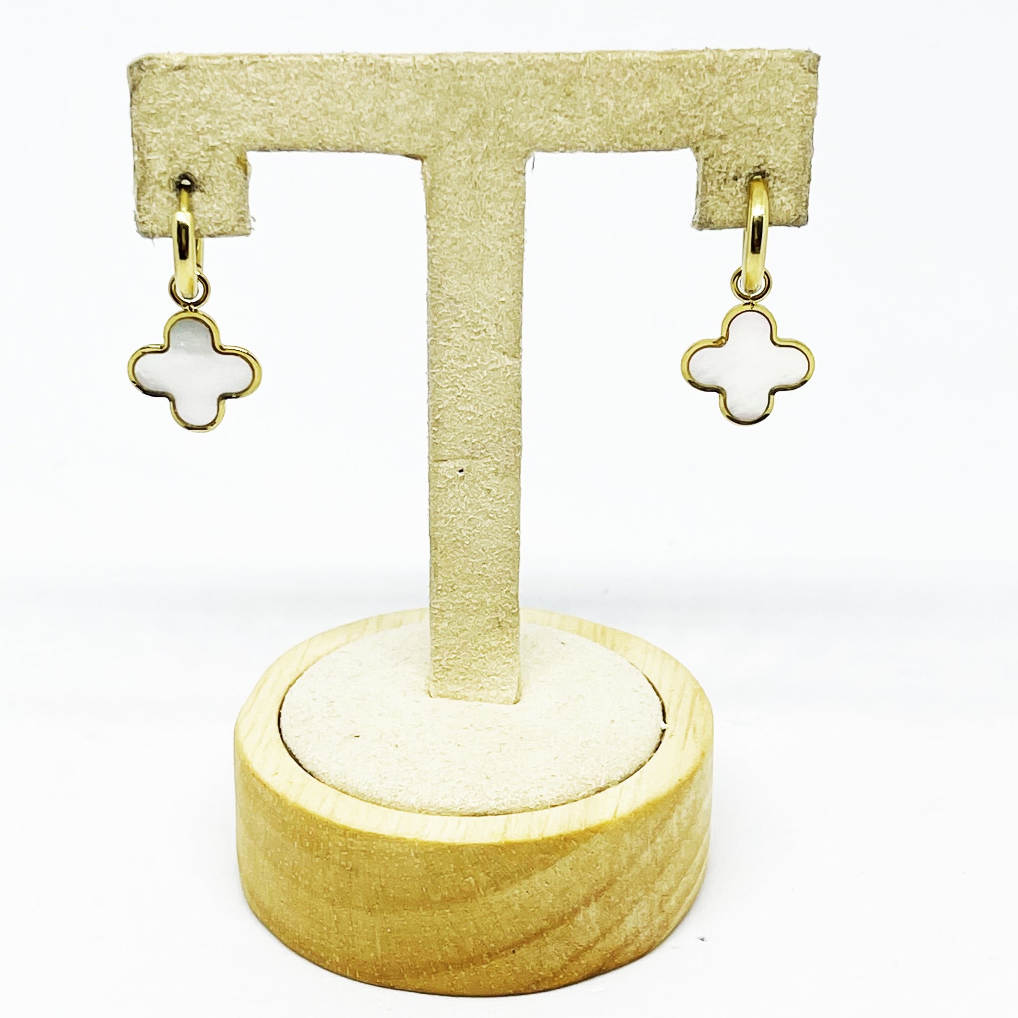 Boucles d'oreilles Trèfles Blancs Nacrés