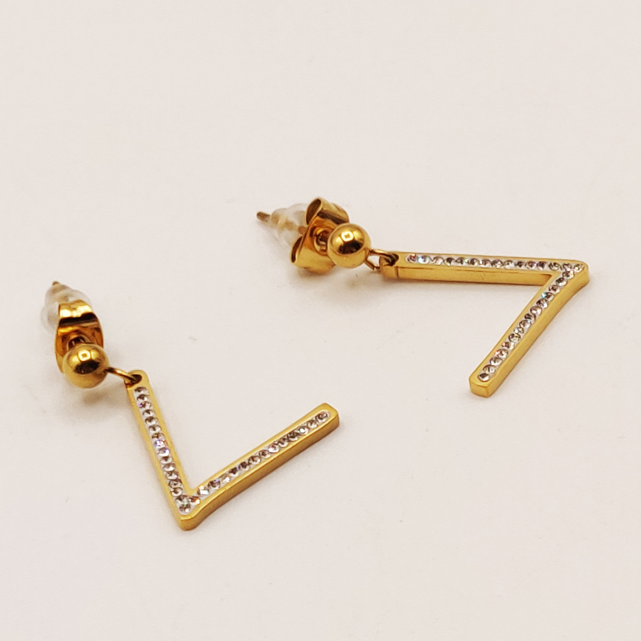 Boucles d'oreilles V Luxe Simple
