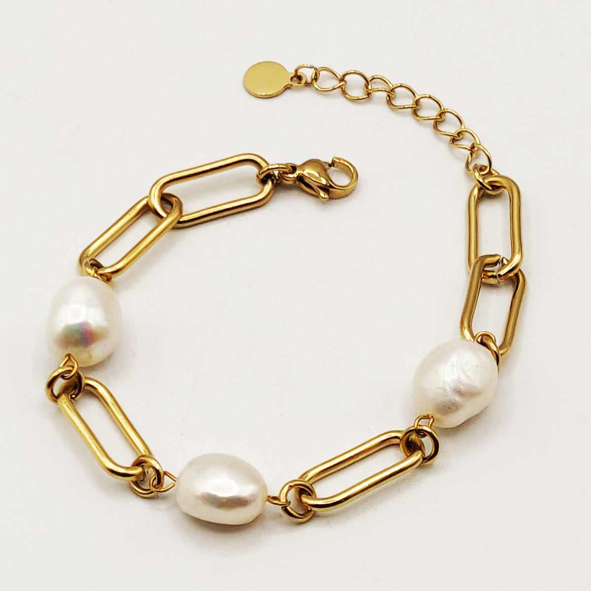 Bracelet Chaîne et Perles Blanches