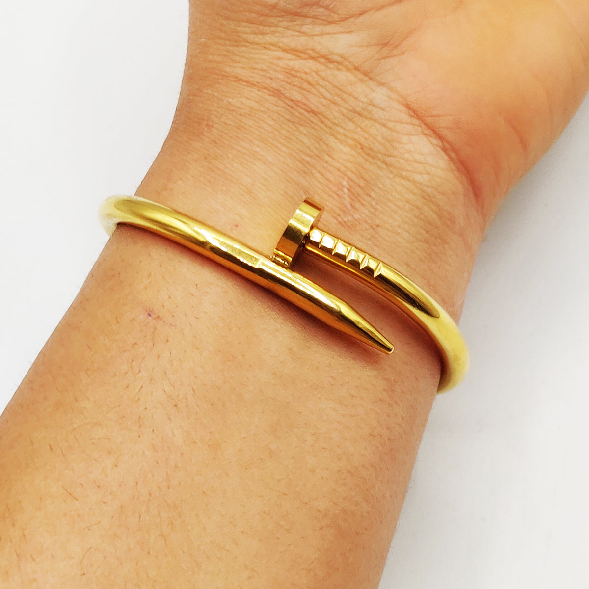 Bracelet 'clou' En Acier Inoxydable Doré - Sans Fermoir - Longueur 17-18 Cm - Neuf Sans Emballage