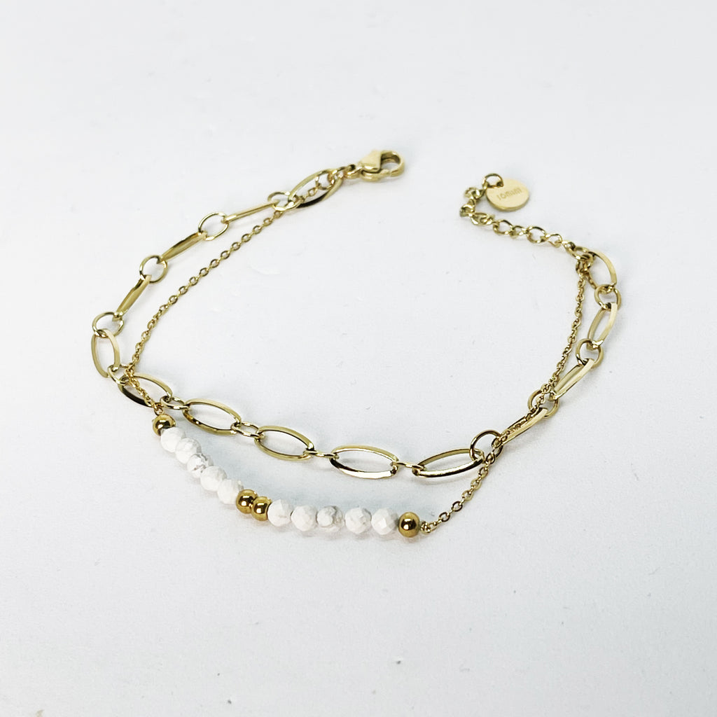 Bracelet Double Chaîne Perles Blanches et Dorées