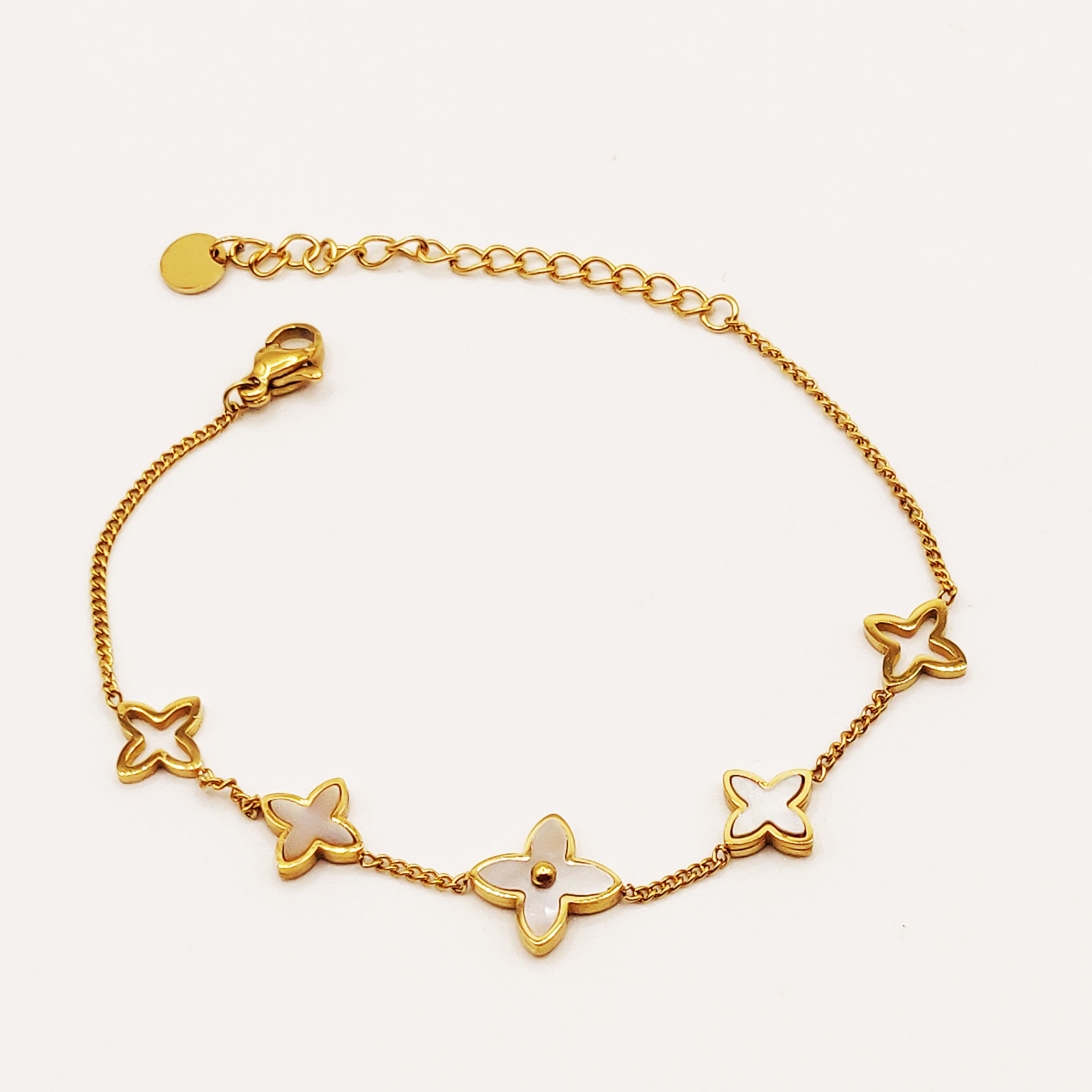 Bracelet Étoiles Trèfles Blancs Nacrés Luxe