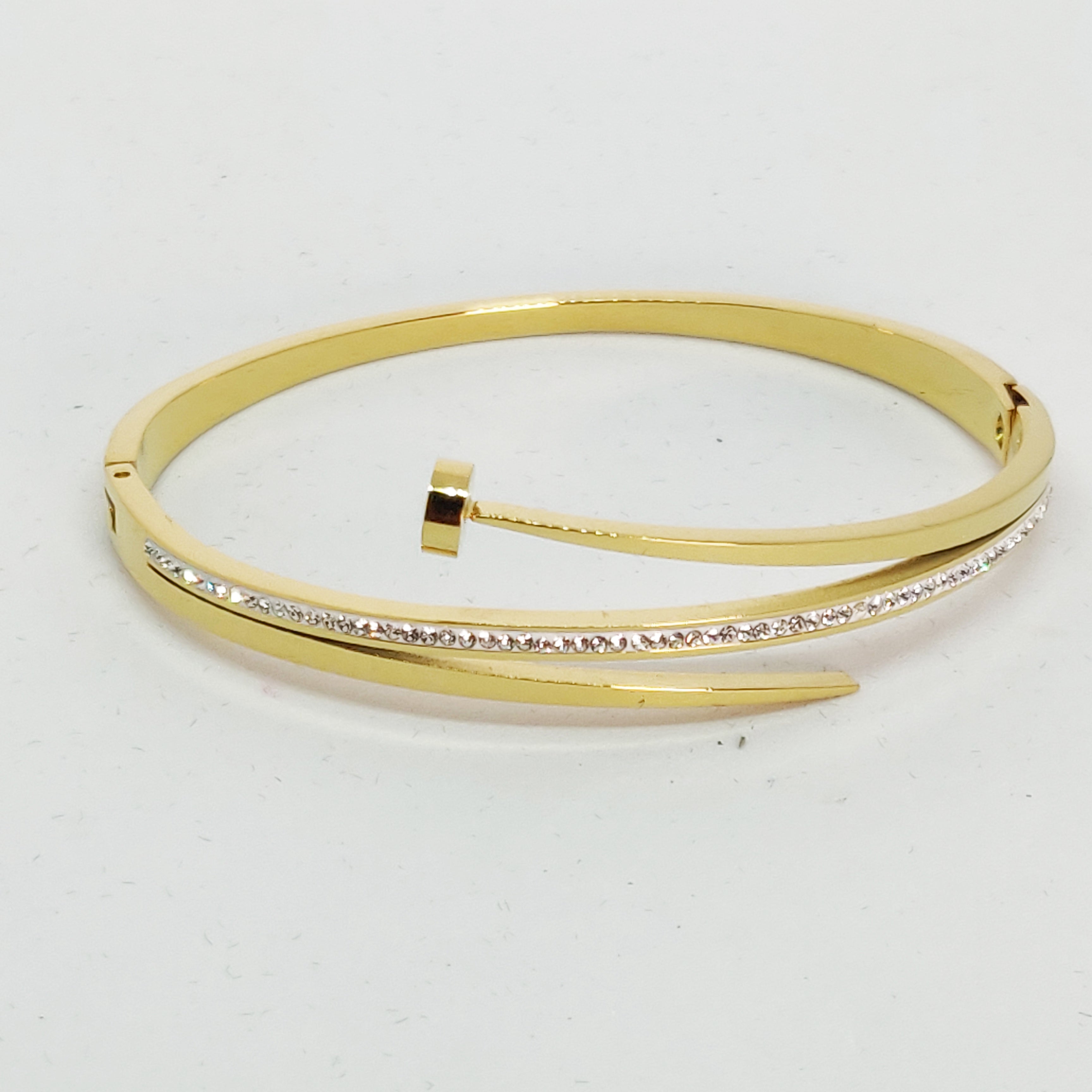 Bracelet Luxe Clou Cristaux
