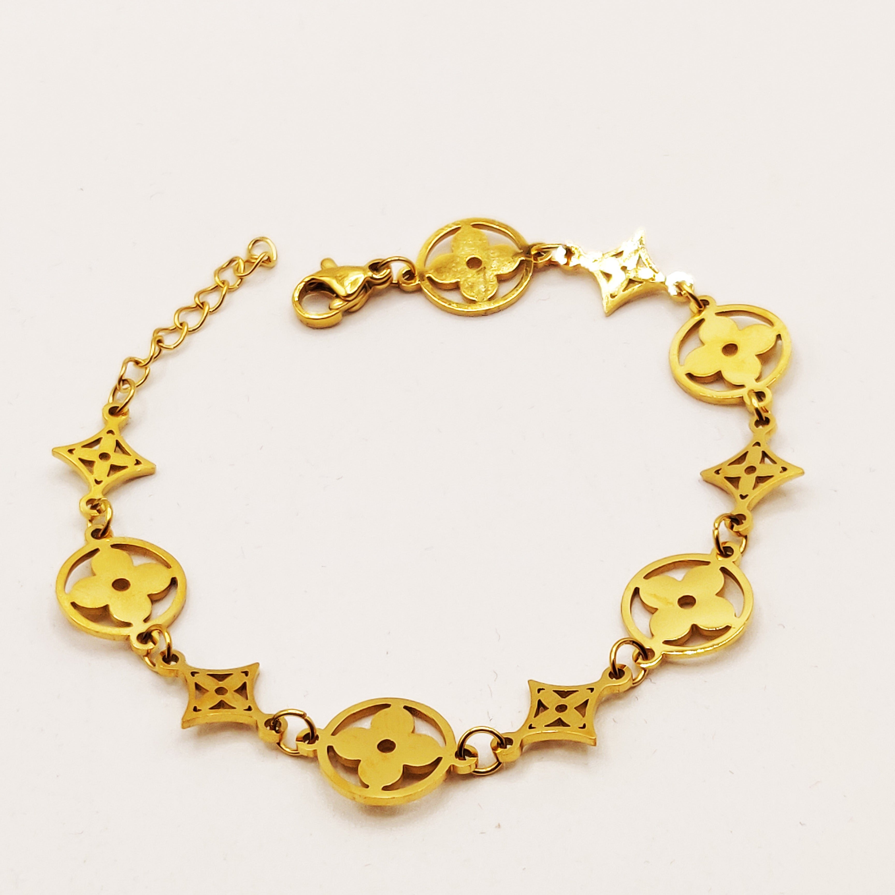 Bracelet Multi Trèfles et Étoiles Luxe