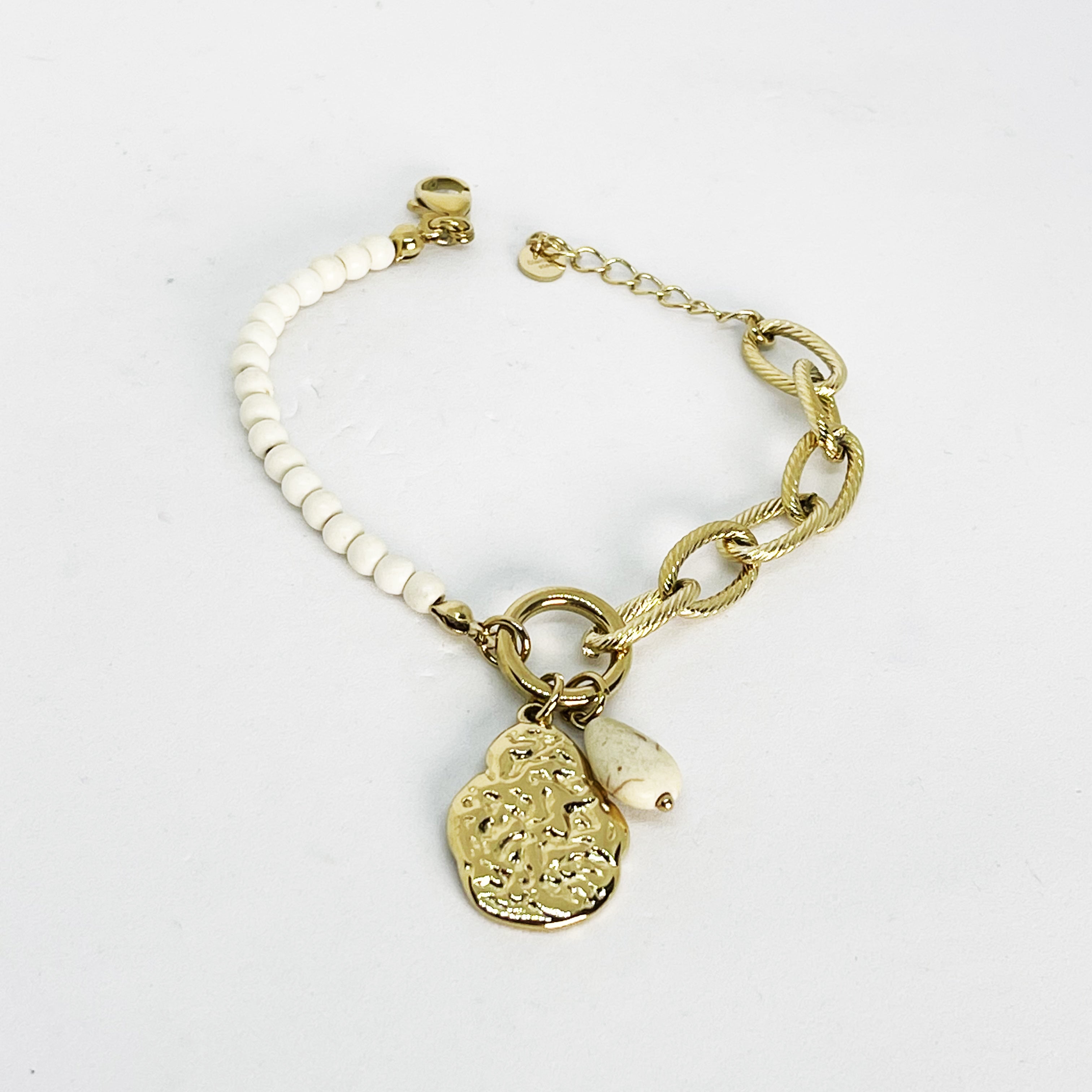 Bracelet Perles Blanches Stylish