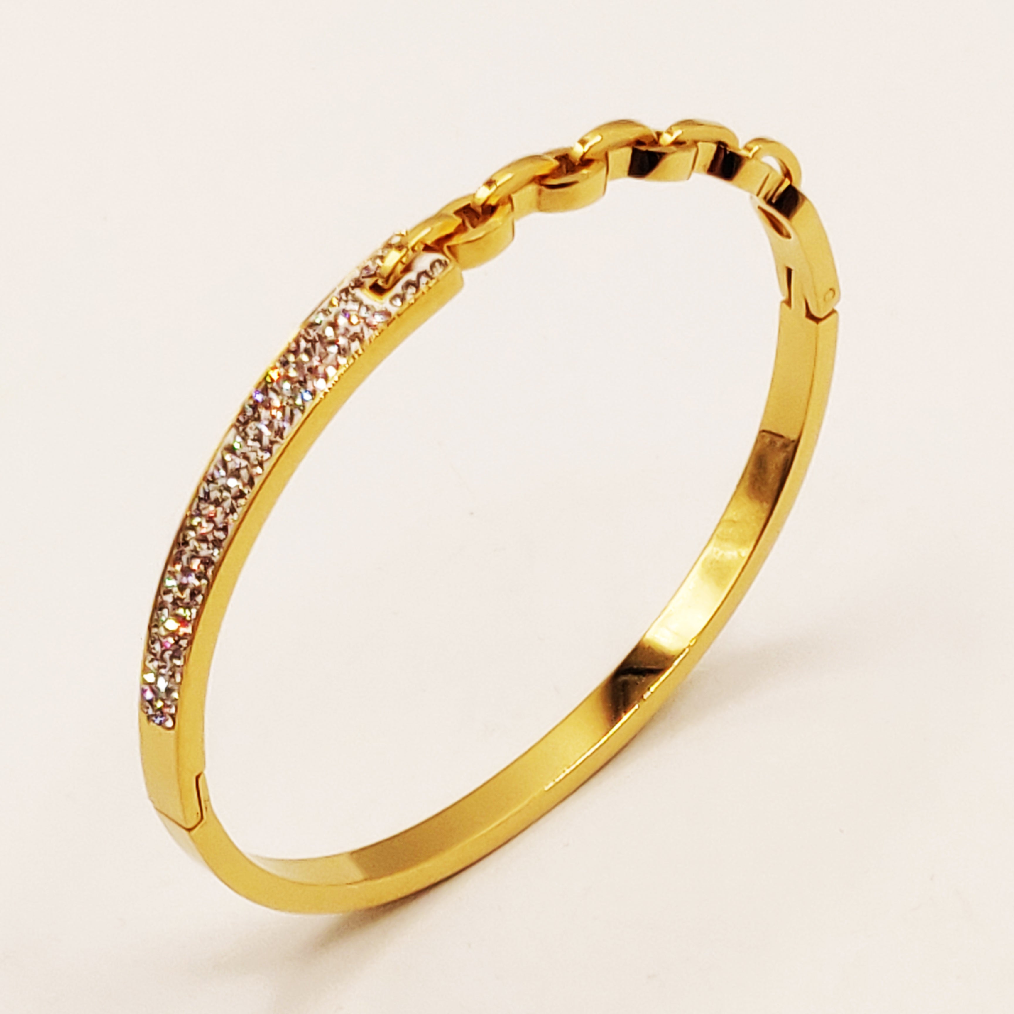 Bracelet Rigide Maillons Ovales Cristaux Luxe
