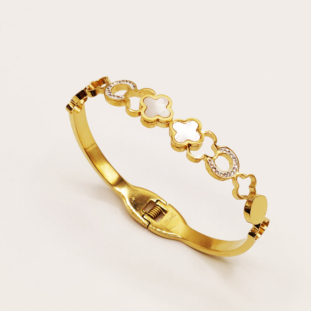 Bracelet Rigide Trèfles Blancs Nacrés et Creux