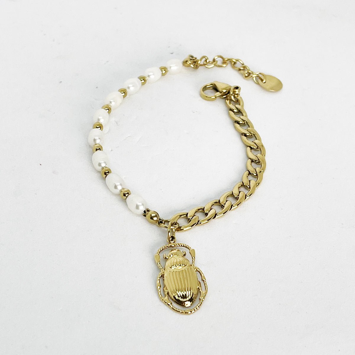 Bracelet Scarabée Perles et Tresse