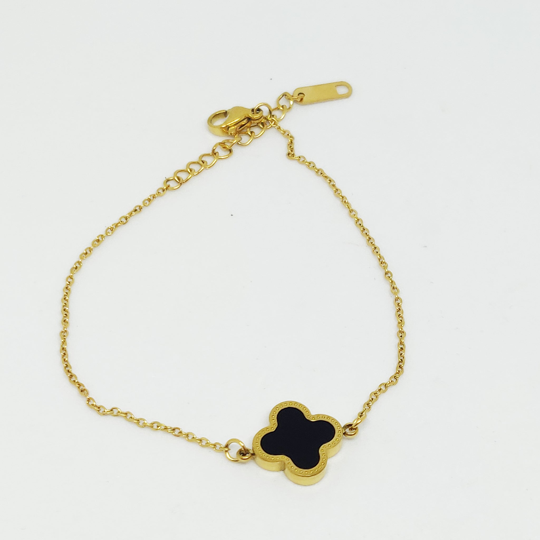 Bracelet Trèfle Noir Simple – Hanan Channel
