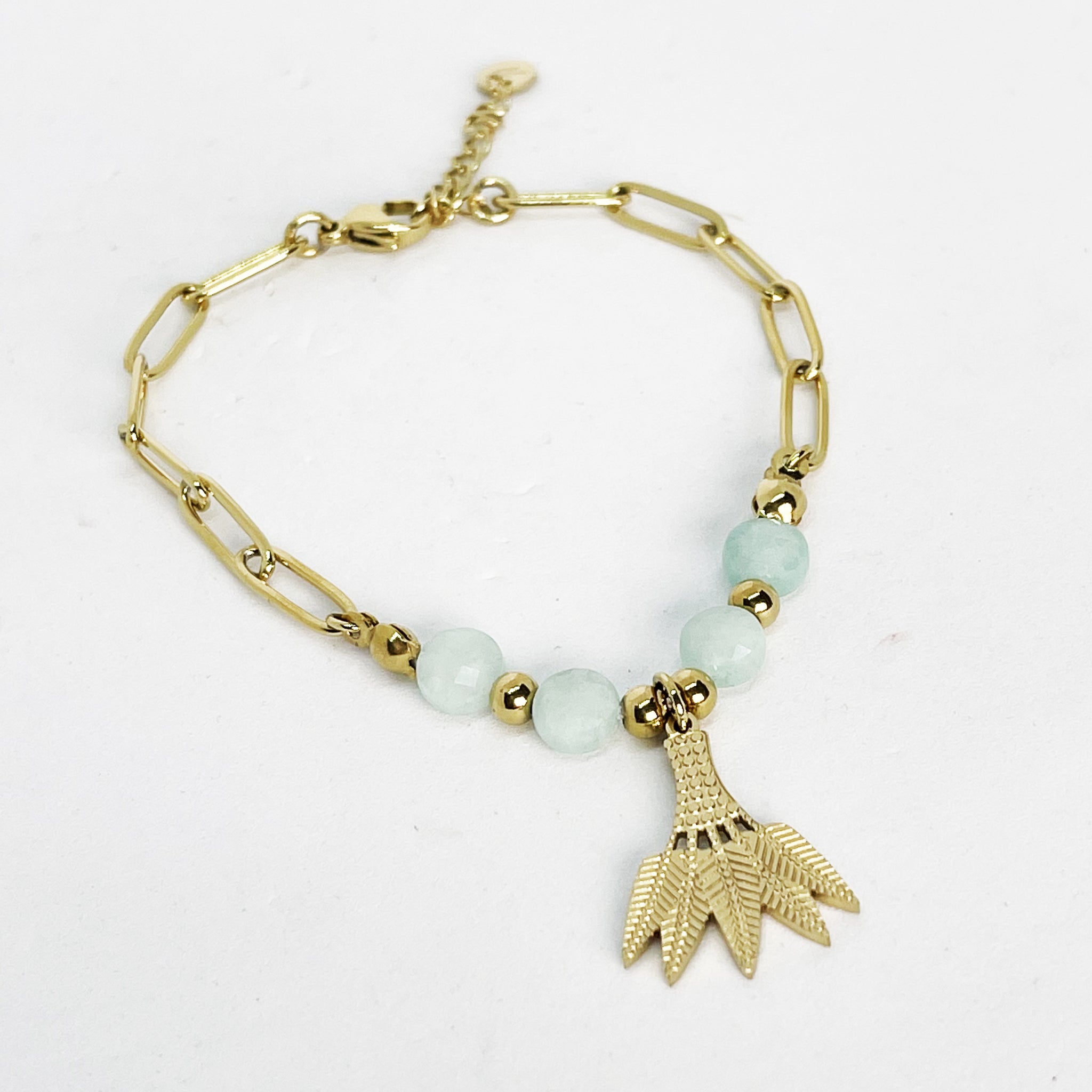 Bracelet Triple Perles Bleues Clair et Feuilles