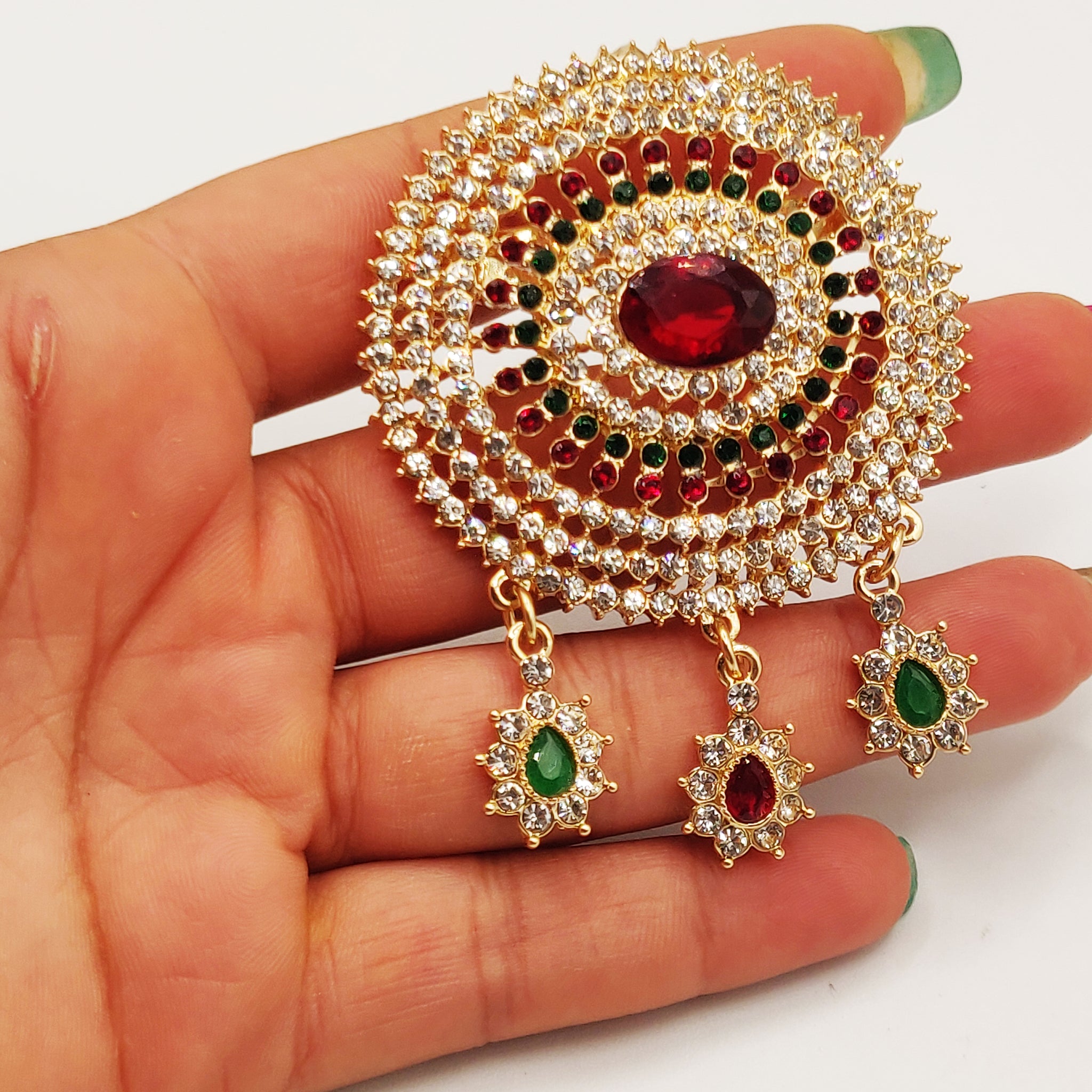 Broche de Fête Ronde Pierres Vertes et Rouges