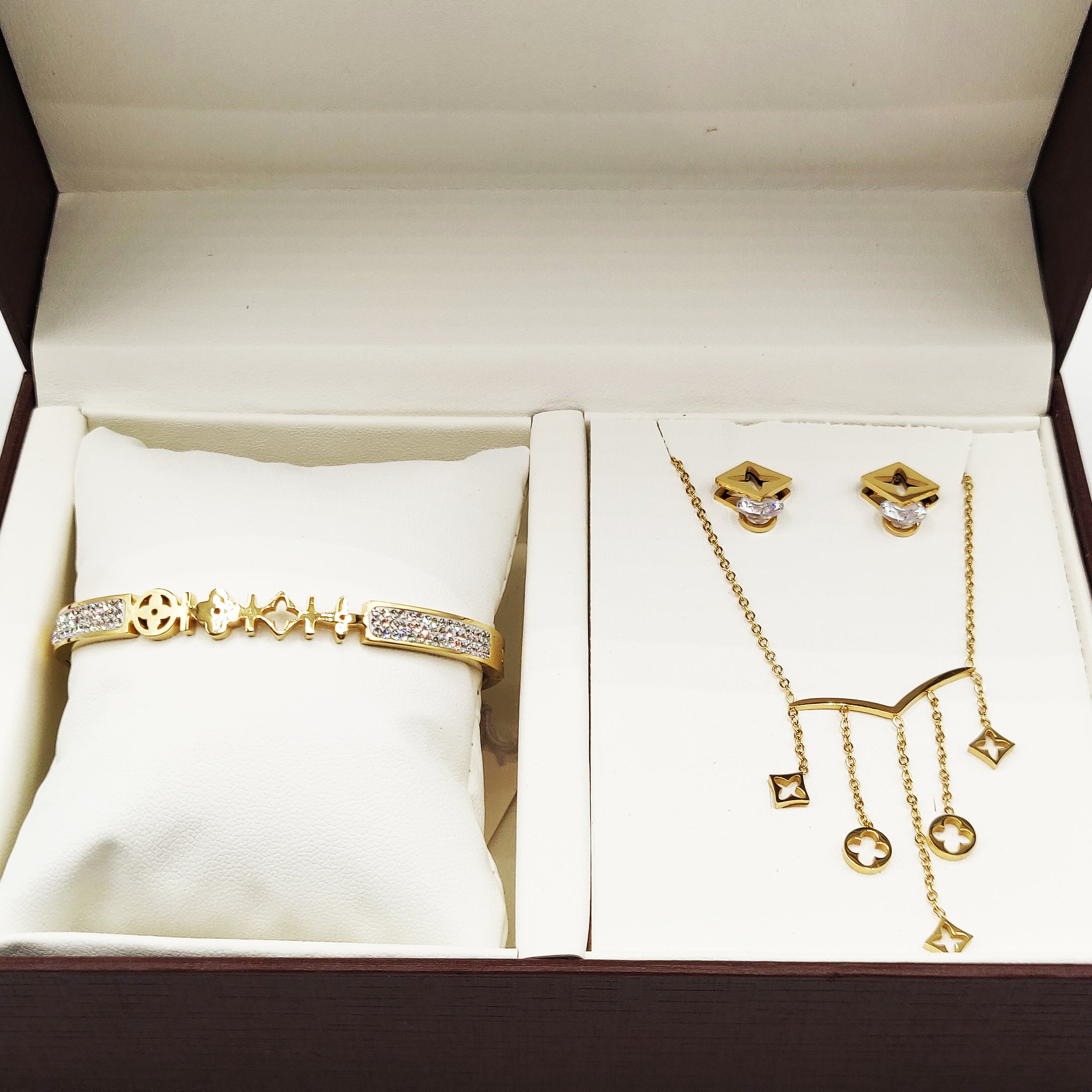 Coffret Collier, Bracelet et Boucles d'oreilles Trèfles et Étoiles Luxe