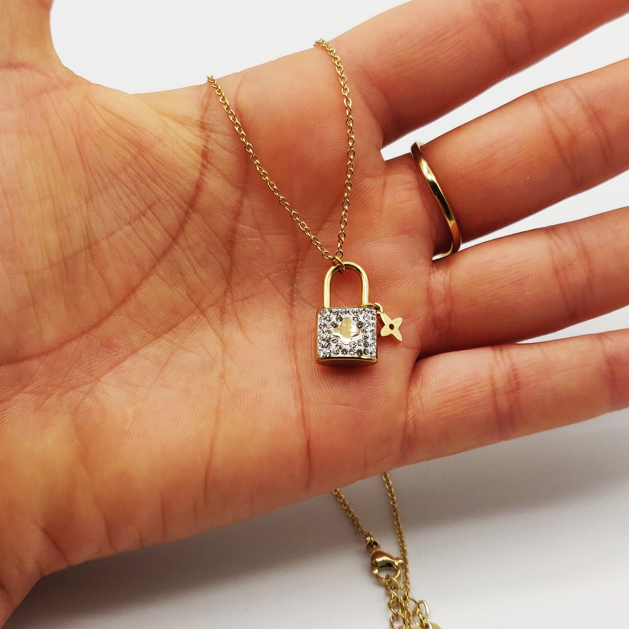 Collier Cadenas Trèfle et Étoile Luxe