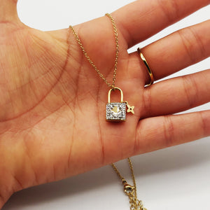 Collier Cadenas Trèfle et Étoile Luxe